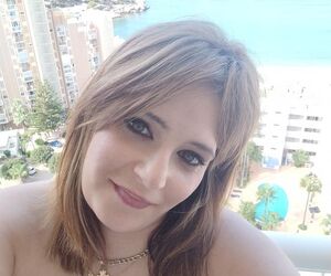 María