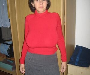 Pili