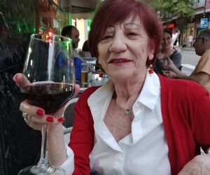 María