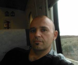 Raúl López B