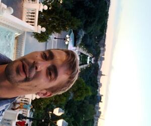 Roberto M