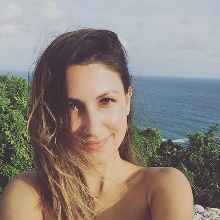 Foto de perfil de Alina