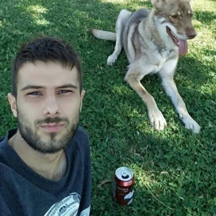 Foto de perfil de Adrián