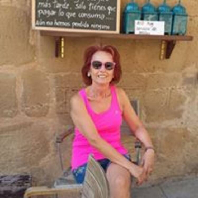 Foto de perfil de Maria Jose Luna