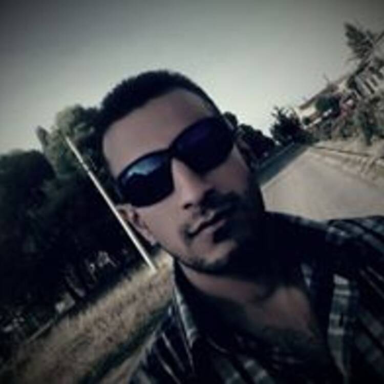 Foto de perfil de Mobeen Liaqat