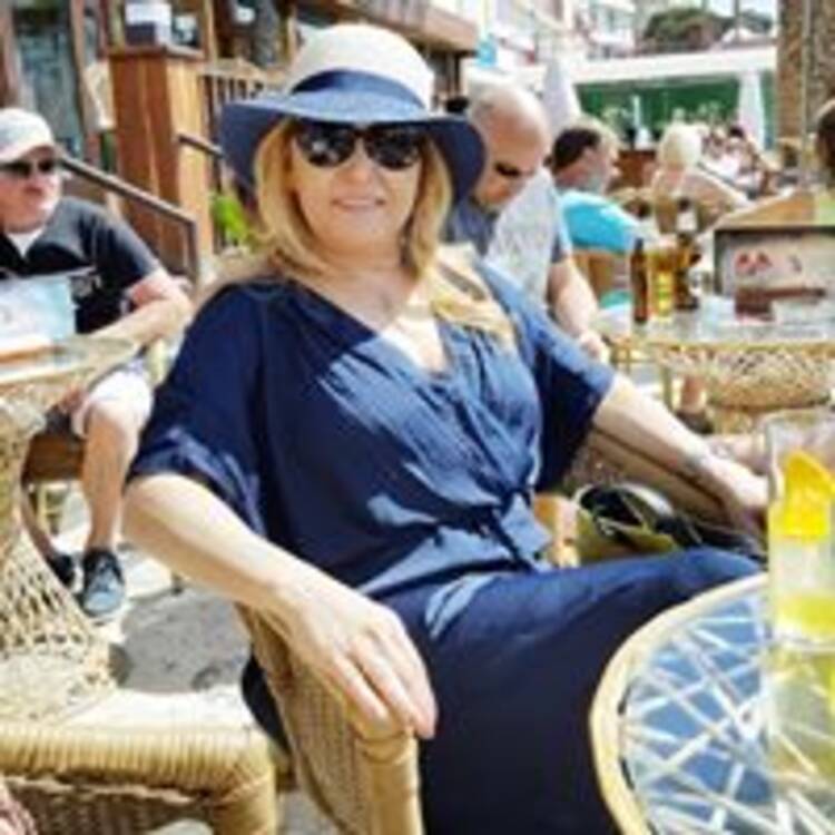 Foto de perfil de Luz Mendoza