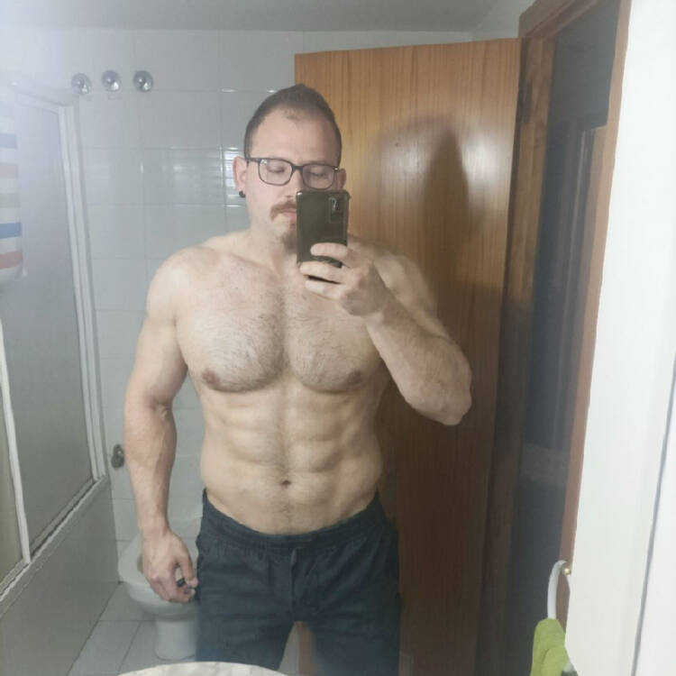 Foto de perfil de Adrian