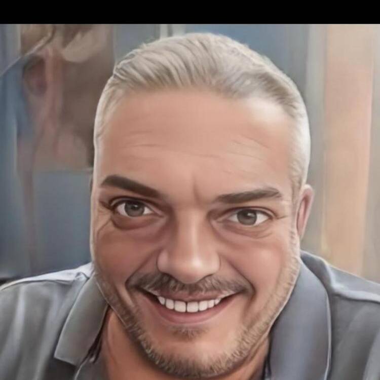 Foto de perfil de zgzmanu@gmail.com