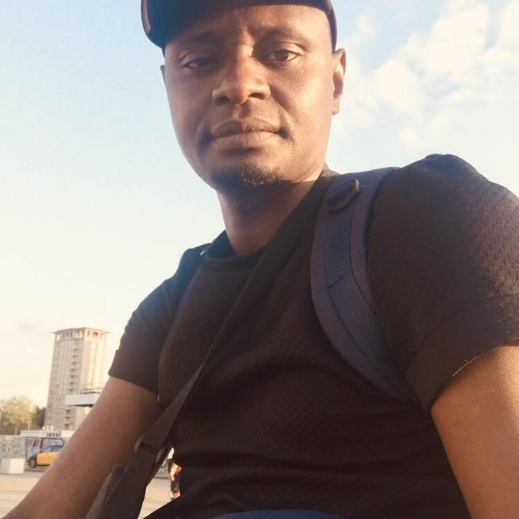 Foto de perfil de Toni